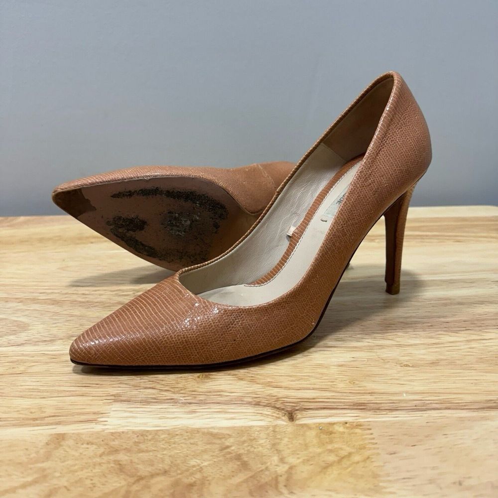 Uterque Womens Pumps 38 / 8 Brown Leather Stiletto Heels Shoes Textured Pointed